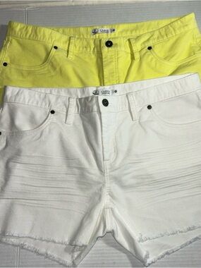 2-Carve Designs White & Neon Yellow Corduroy Shorts W/Raw Hem Both Sz 12 -NWOT